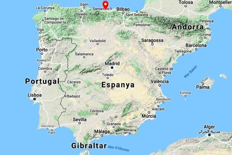Mapa de situació de l'acantilat El Bolao, Toñanes, Cantabria (Google maps 2021-12-13)