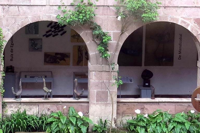 50 años de pintura y escultura vasca Monasterio de Urdax