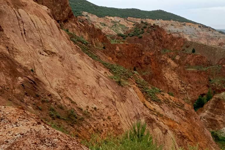 Minas de Ojos Negros, Teruel