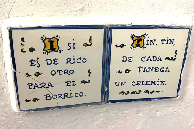 azulejos con dichos populares