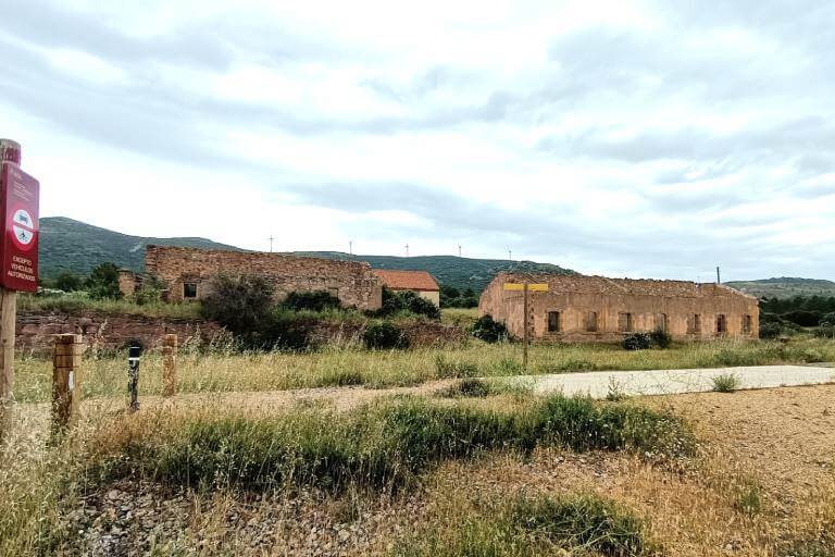 Minas de Ojos Negros, Teruel