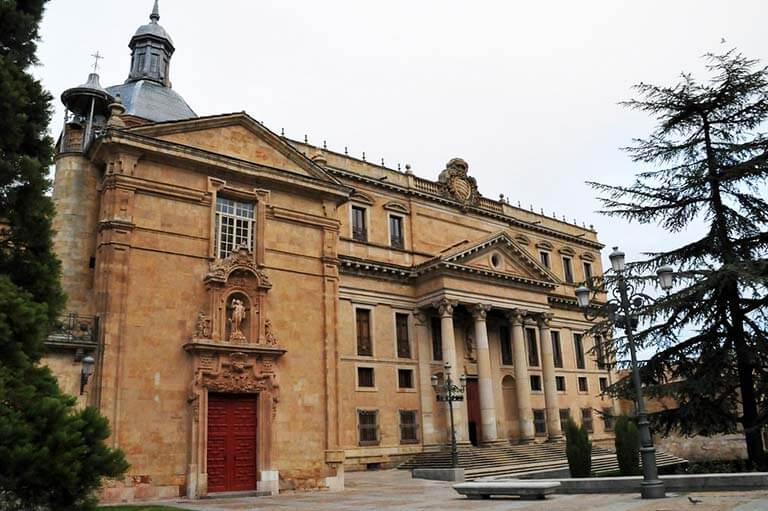 Salamanca, Iglesia de San Sebastián y Palacio de Anaya